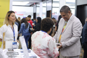 IFARHU participa en la inauguración de la Expo Compras Públicas, un espacio clave para transformar el sistema de contrataciones del país