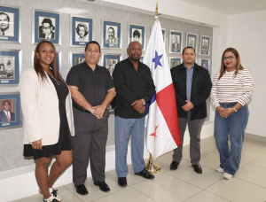 IFARHU se reúne con especialistas en conductas humanas para impulsar la educación juvenil