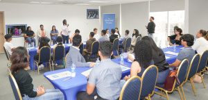 Beneficiarios del Concurso de Oratoria y convenio Minsa-IFARHU firman contratos de becas para estudios universitarios