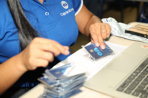 Arraiján, Darién y Tortí recibirán más de 43 mil tarjetas para el cobro del PASE-U